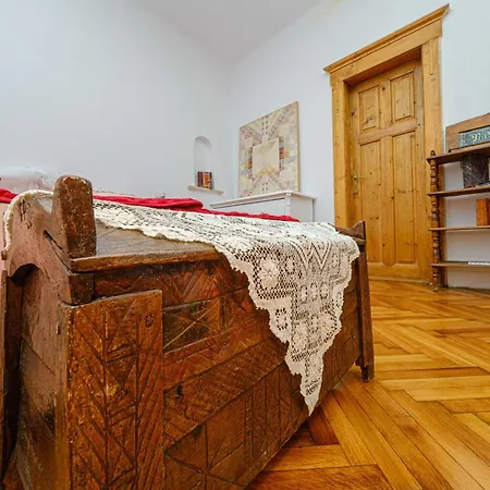 M Residance Apartment *