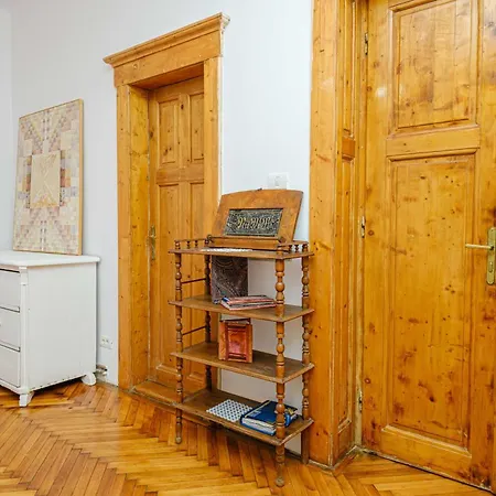 M Residance Apartment *