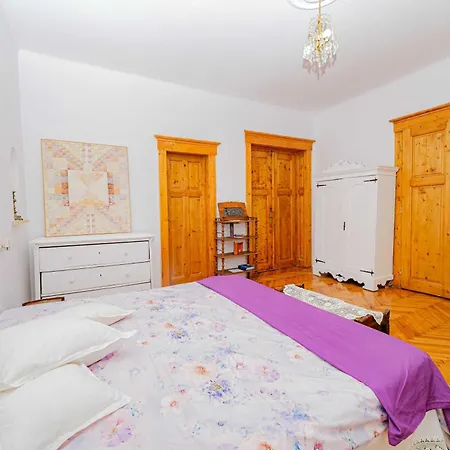 M Residance Apartment